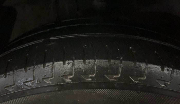 2014 Hyundai Elite i20 SPORTZ 1.2, Petrol, Manual, 41,304 km, Left Front Tyre Tread