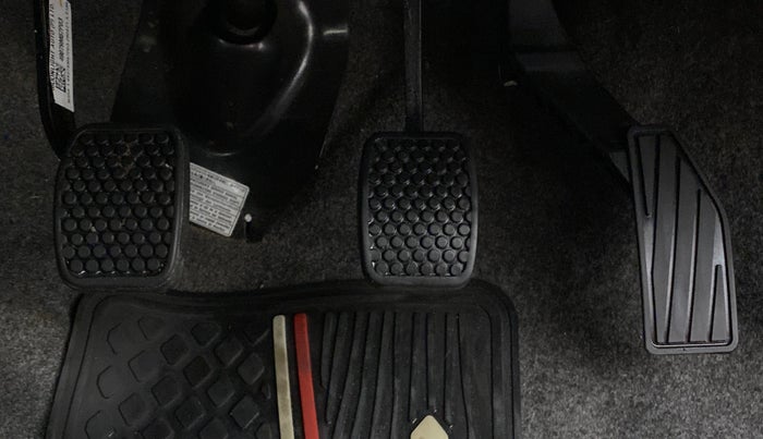 2021 Maruti Alto LXI, Petrol, Manual, 8,114 km, Pedals