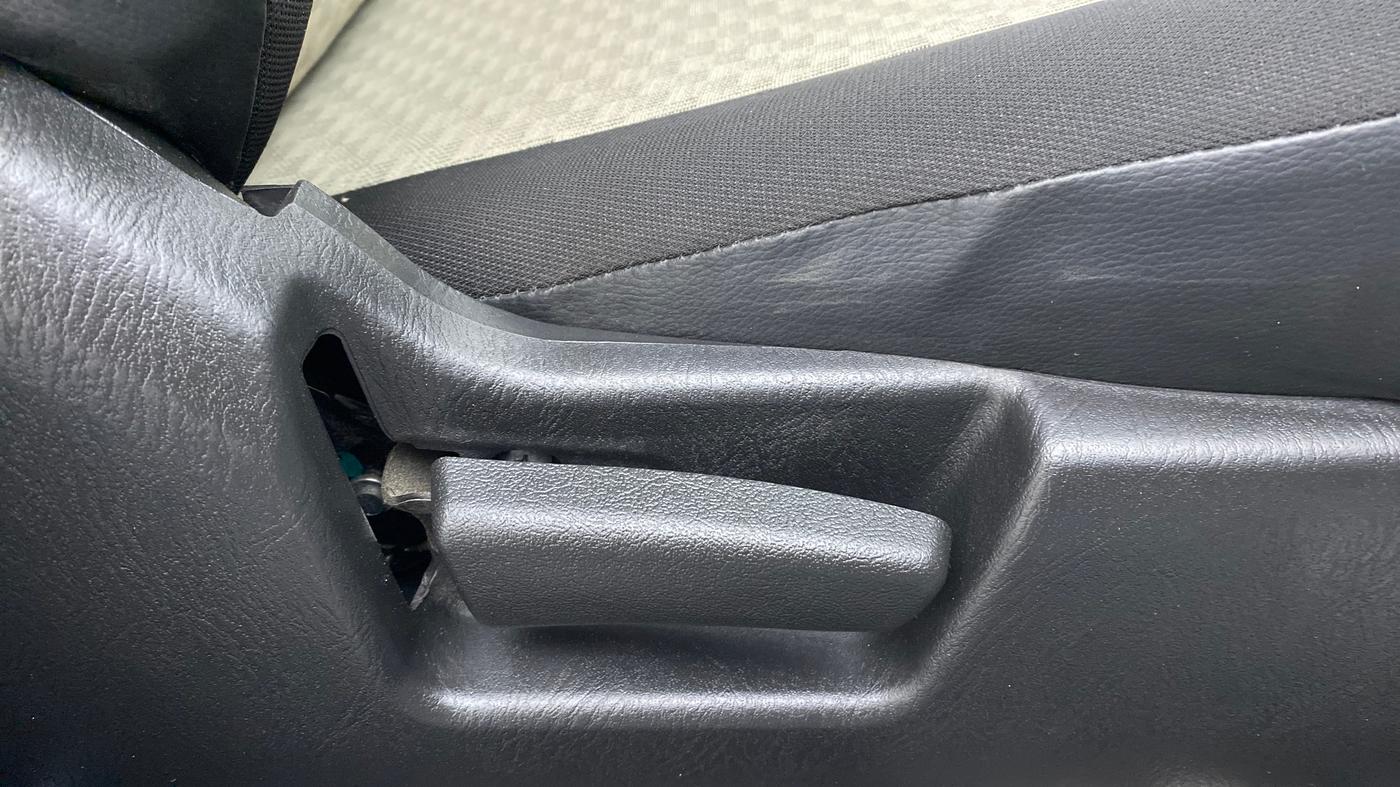 2021 Maruti Alto LXI, Petrol, Manual, 8,114 km, Driver Side Adjustment Panel