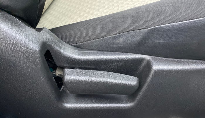 2021 Maruti Alto LXI, Petrol, Manual, 8,114 km, Driver Side Adjustment Panel