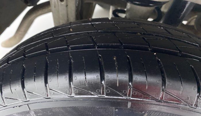 2021 Maruti Alto LXI, Petrol, Manual, 8,114 km, Right Rear Tyre Tread