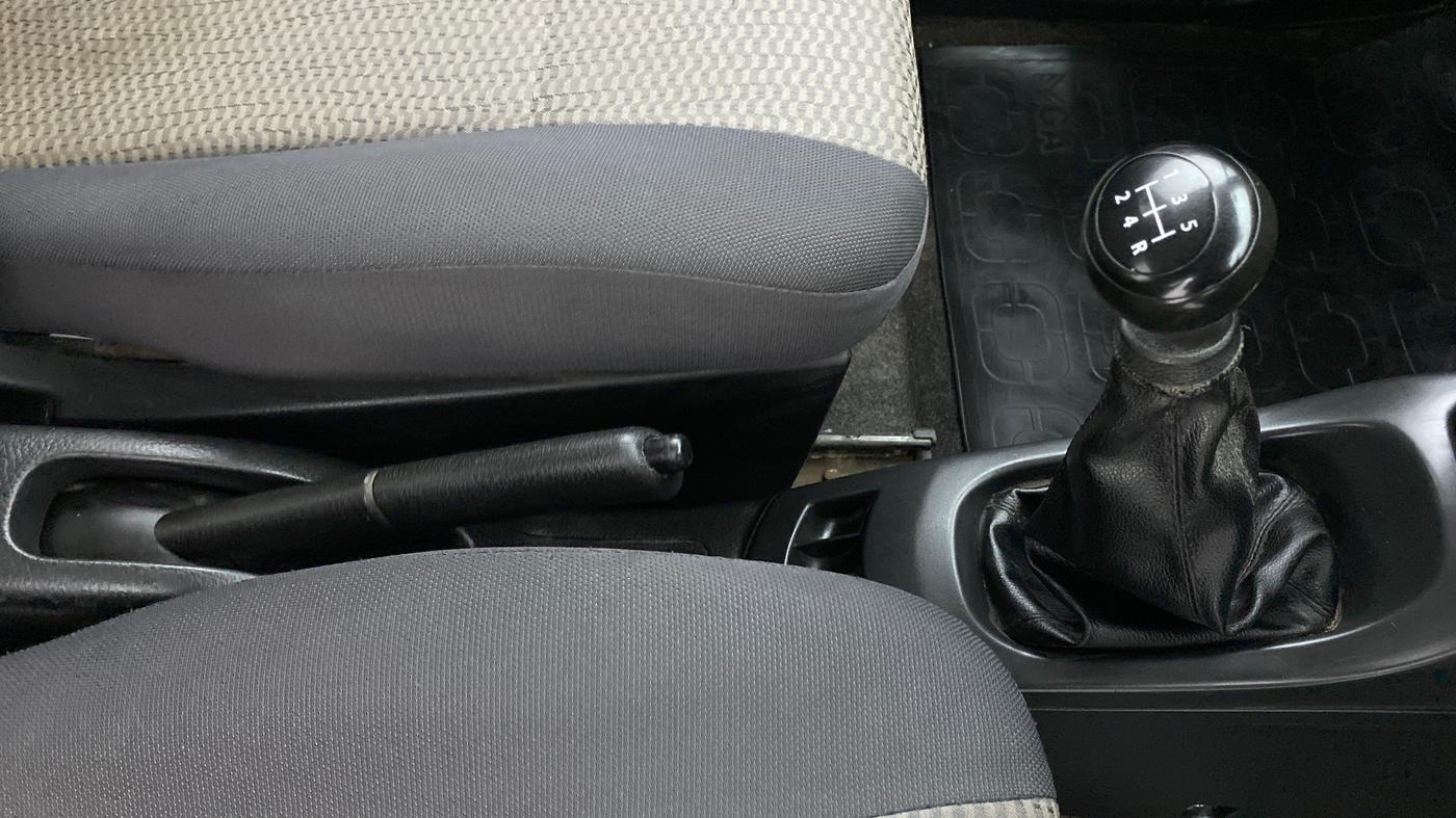2013 Maruti Wagon R 1.0 LXI CNG, CNG, Manual, 84,236 km, Gear Lever