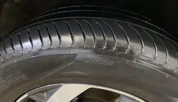 2019 Hyundai VENUE SX 1.0 TURBO, Petrol, Manual, 71,584 km, Right Front Tyre Tread