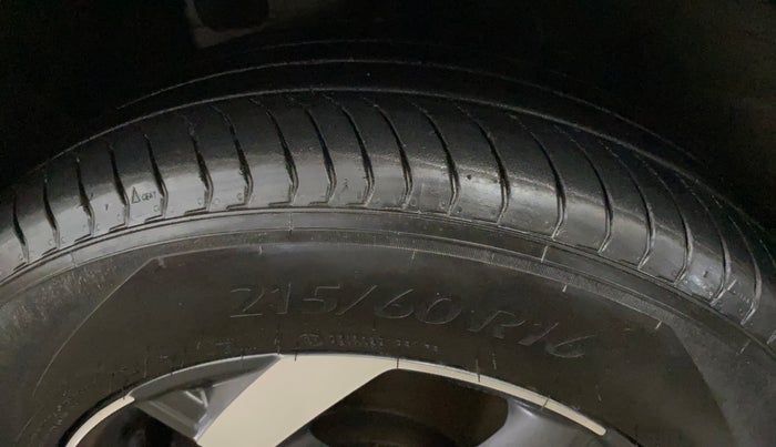 2019 Hyundai VENUE SX 1.0 TURBO, Petrol, Manual, 71,584 km, Left Front Tyre Tread