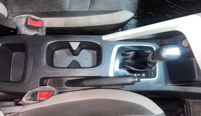 2022 Nissan MAGNITE XV TURBO CVT, Petrol, Automatic, 44,865 km, Gear Lever