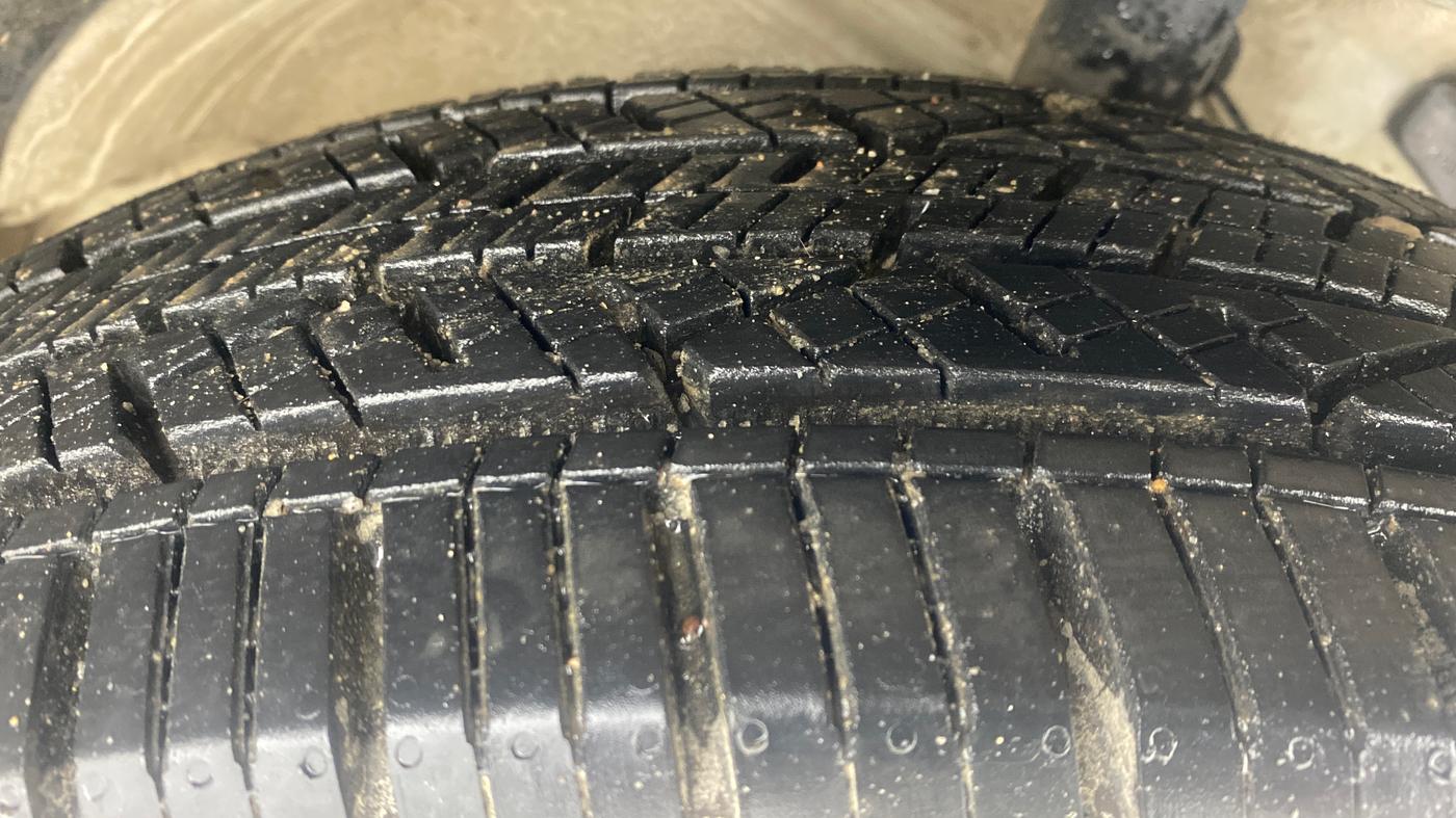 2020 MG HECTOR SHARP 1.5 DCT PETROL, Petrol, Automatic, 46,125 km, Right Front Tyre Tread