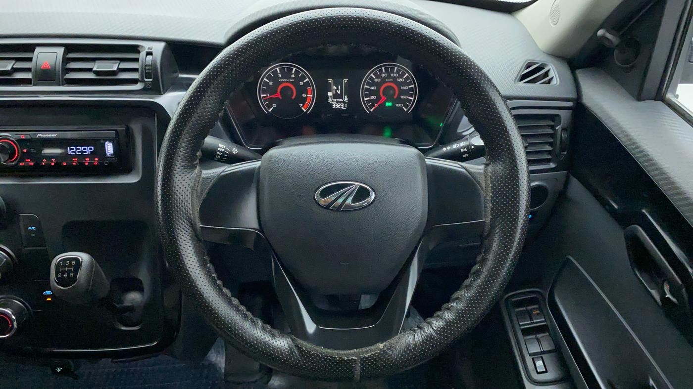 2019 Mahindra Kuv100 K2 TRIP CNG, CNG, Manual, 33,292 km, Steering Wheel Close Up