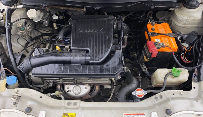 2013 Maruti Swift VXI, Petrol, Manual, 74,583 km, Engine View