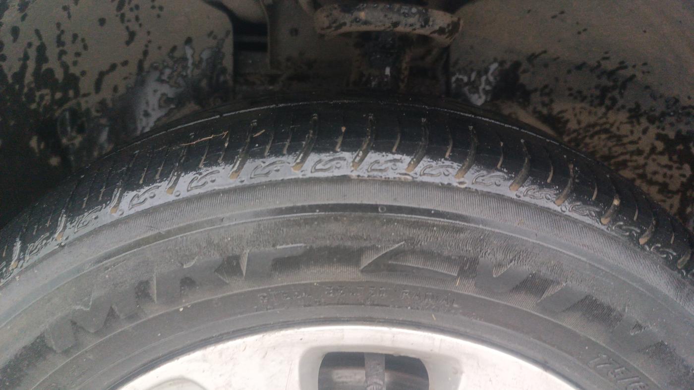 2013 Ford Classic 1.4 TITANIUM DIESEL, Diesel, Manual, 62,090 km, Left Front Tyre Tread