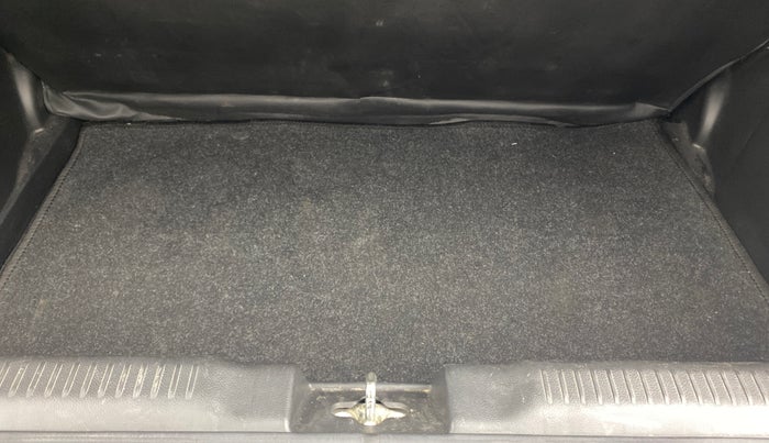 2018 Maruti Swift VXI AMT, Petrol, Automatic, 73,746 km, Boot Inside