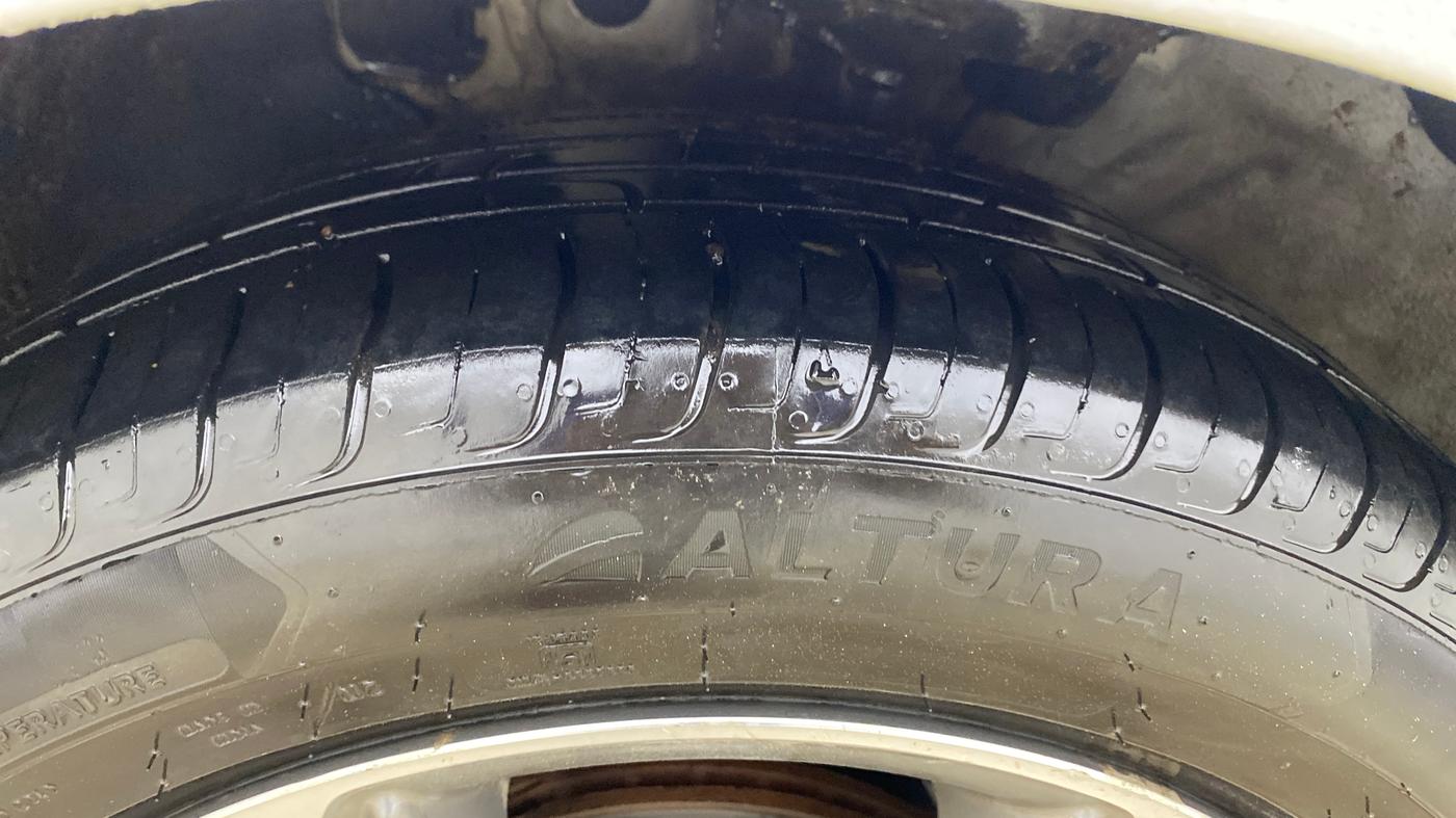 2018 Hyundai Verna 1.6 SX (O) CRDI MT, Diesel, Manual, 88,512 km, Left Front Tyre Tread