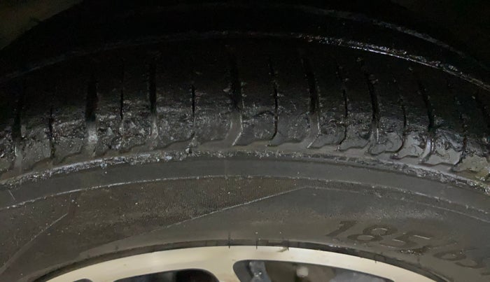 2020 Renault TRIBER RXZ, Petrol, Manual, 59,021 km, Left Front Tyre Tread