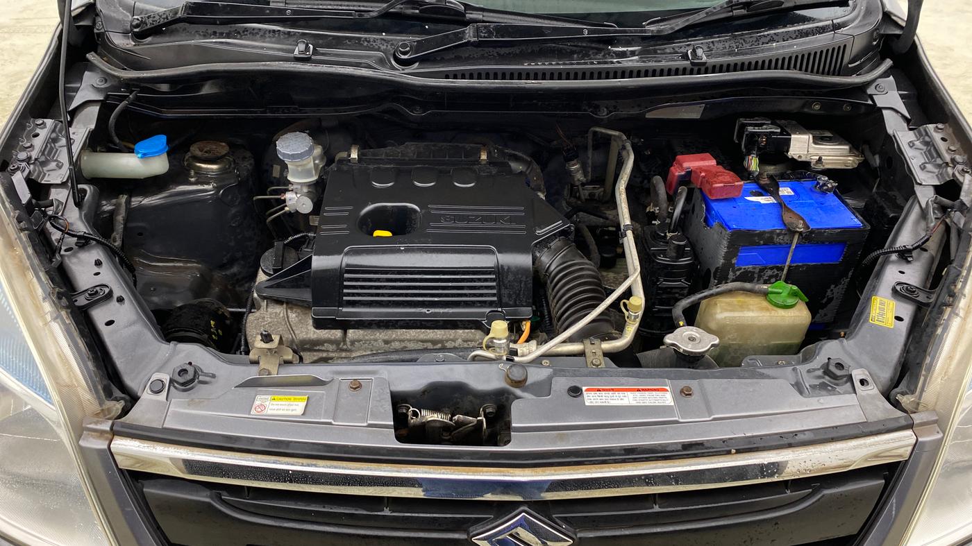 2016 Maruti Wagon R 1.0 VXI AMT, Petrol, Automatic, 31,016 km, Engine View