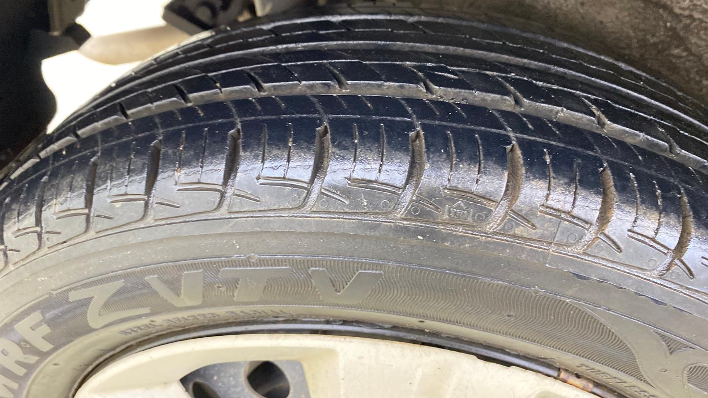 2016 Maruti Wagon R 1.0 VXI AMT, Petrol, Automatic, 31,016 km, Right Rear Tyre Tread