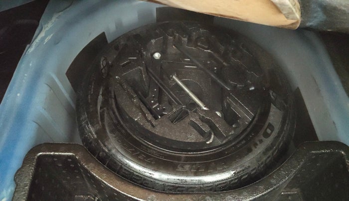 2020 Skoda Rapid 1.0 AMBITION TSI MT, Petrol, Manual, 1,19,828 km, Spare Tyre