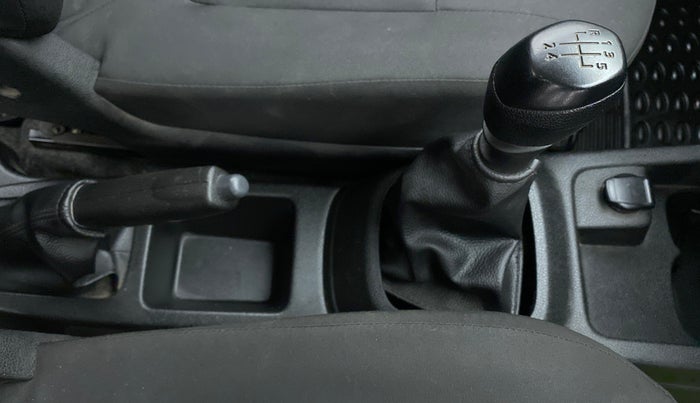 2018 Renault Kwid RXL, Petrol, Manual, 17,220 km, Gear Lever