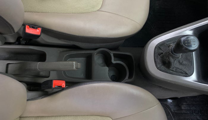 2014 Hyundai i10 SPORTZ 1.1, Petrol, Manual, 23,360 km, Gear Lever