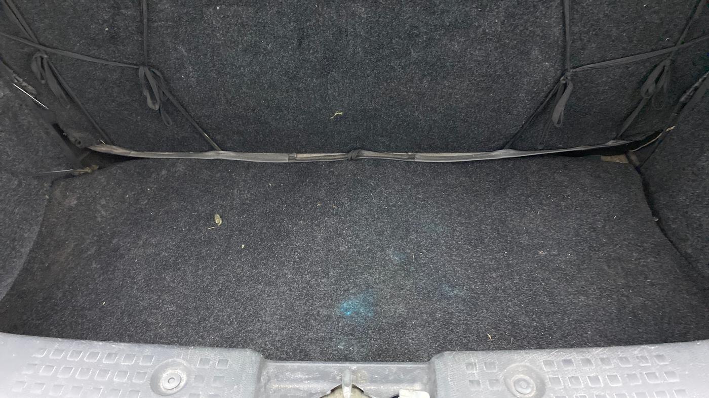 2009 Maruti Swift VXI 1.3, Petrol, Manual, 49,410 km, Boot Inside