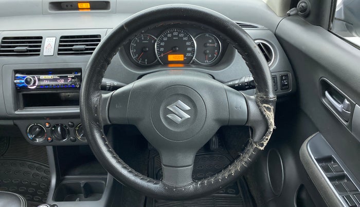2009 Maruti Swift VXI 1.3, Petrol, Manual, 49,410 km, Steering Wheel Close Up