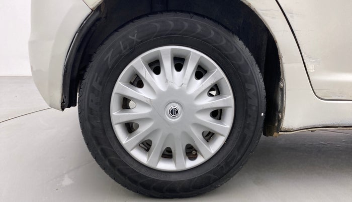 2009 Maruti Swift VXI 1.3, Petrol, Manual, 49,410 km, Right Rear Wheel