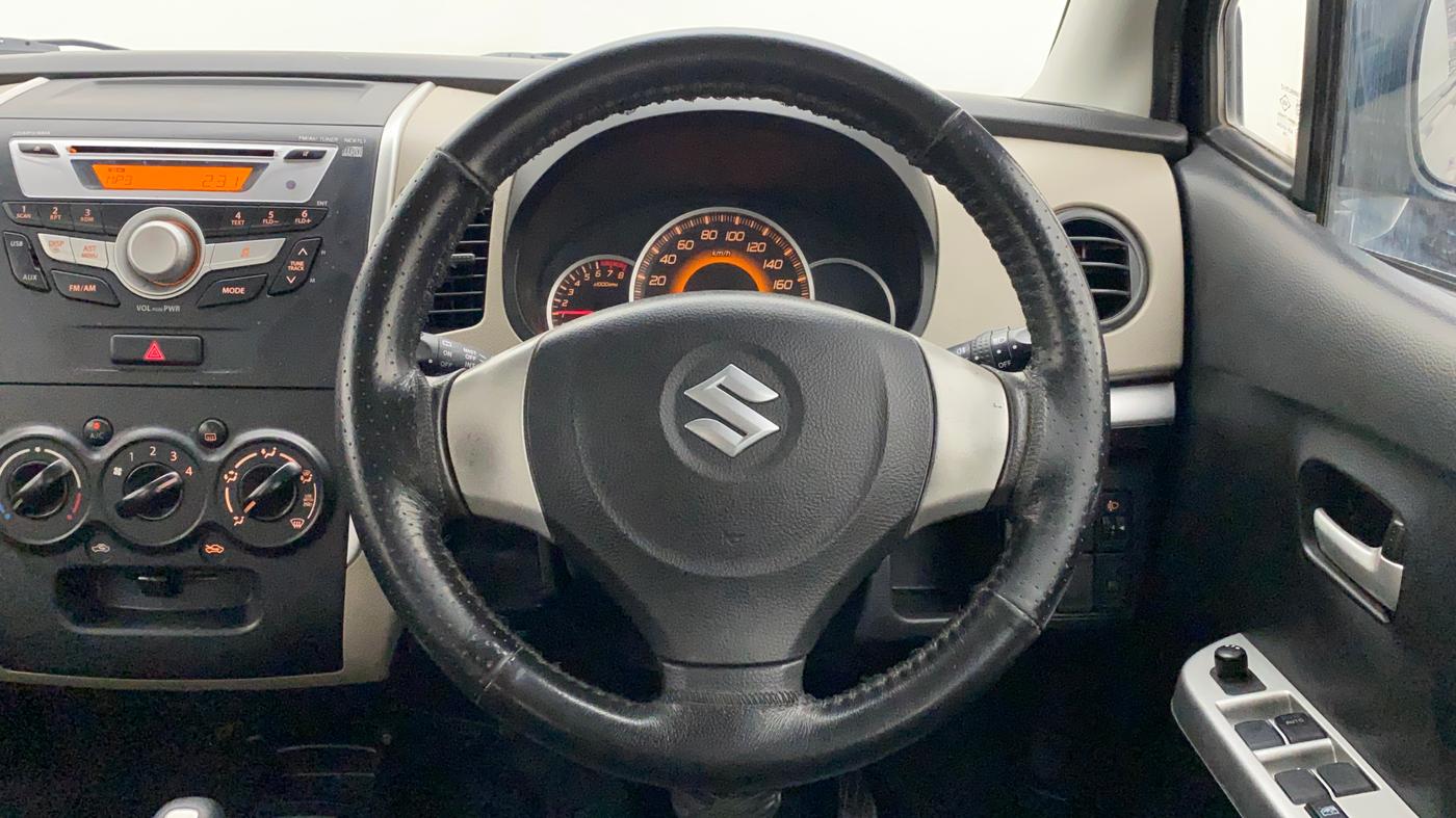 2016 Maruti Wagon R 1.0 VXI AMT, Petrol, Automatic, 89,079 km, Steering Wheel Close Up