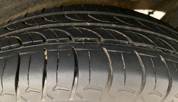 2016 Maruti Wagon R 1.0 VXI AMT, Petrol, Automatic, 89,079 km, Left Rear Tyre Tread