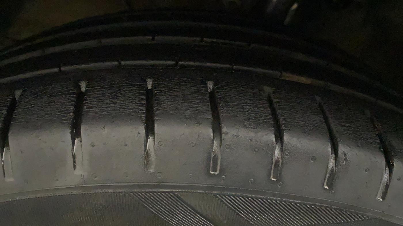 2019 Toyota Glanza G CVT, Petrol, Automatic, 16,870 km, Left Rear Tyre Tread