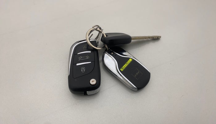 2021 Maruti New Wagon-R LXI CNG (O) 1.0, CNG, Manual, 49,827 km, Key Close Up