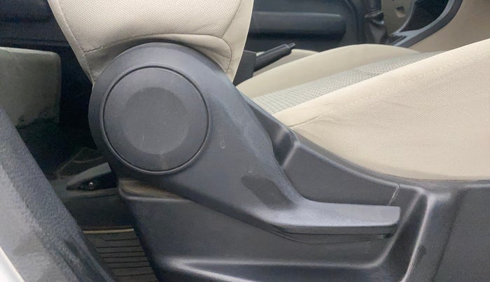 2021 Maruti New Wagon-R LXI CNG (O) 1.0, CNG, Manual, 49,827 km, Driver Side Adjustment Panel