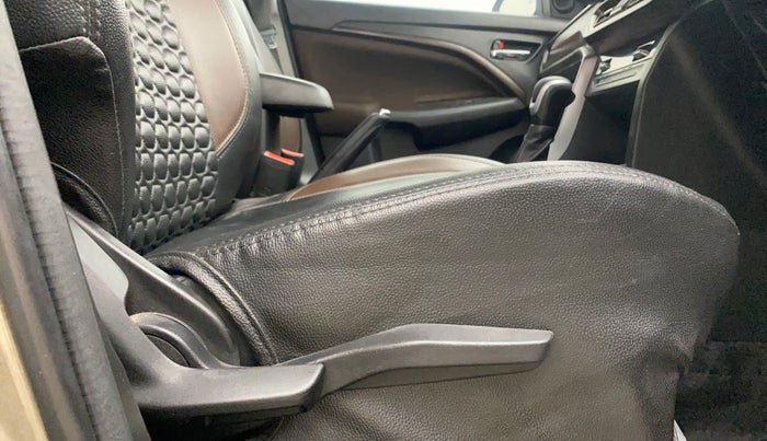 2022 Maruti BREZZA ZXI AT SMART HYBRID, Petrol, Automatic, 35,864 km, Driver Side Adjustment Panel