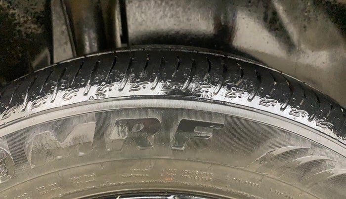 2022 Maruti BREZZA ZXI AT SMART HYBRID, Petrol, Automatic, 35,864 km, Right Rear Tyre Tread