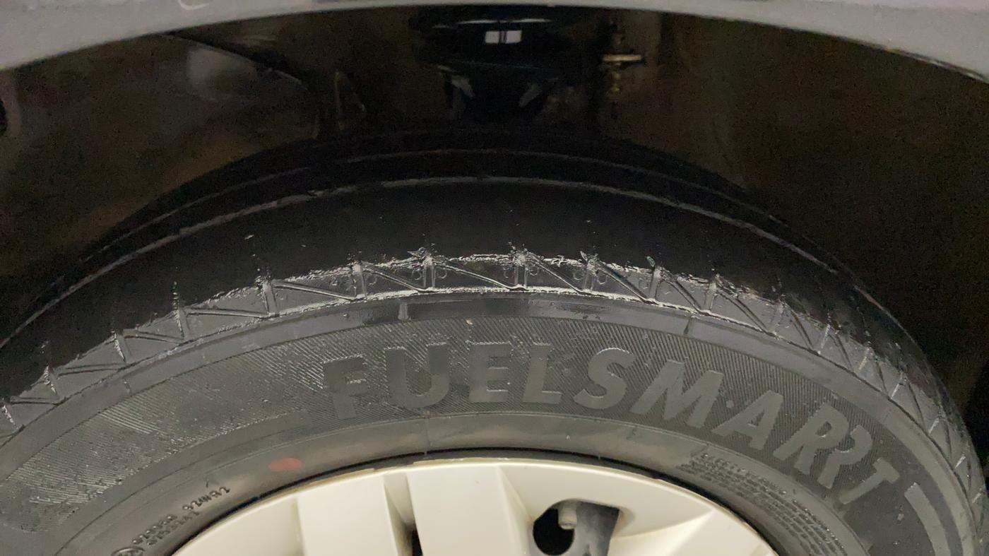 2020 Maruti Alto VXI, Petrol, Manual, 51,305 km, Left Front Tyre Tread