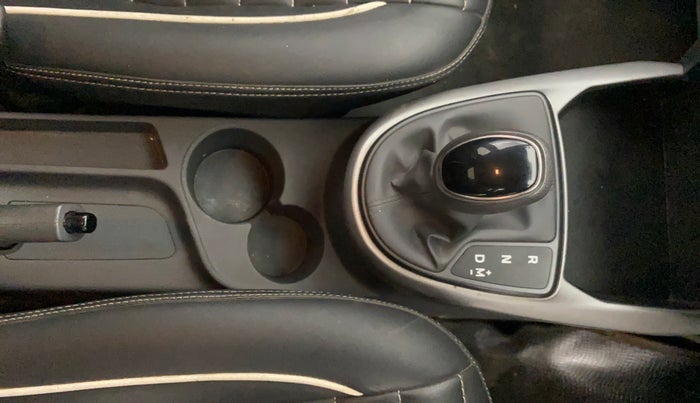 2021 Hyundai GRAND I10 NIOS MAGNA AMT 1.2 KAPPA VTVT, Petrol, Automatic, 66,481 km, Gear Lever