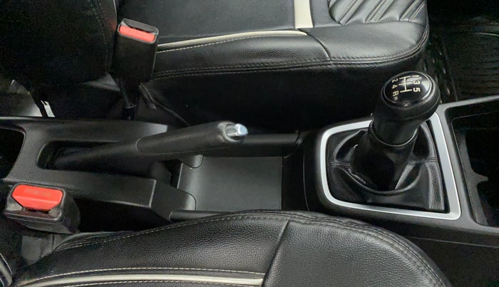 2020 Maruti Swift VXI, Petrol, Manual, 60,134 km, Gear Lever