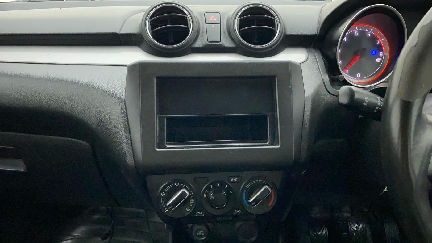2020 Maruti Swift VXI, Petrol, Manual, 60,134 km, Air Conditioner