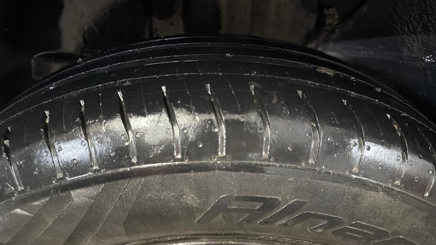 2022 Tata PUNCH PURE MT, CNG, Manual, 87,906 km, Right Rear Tyre Tread