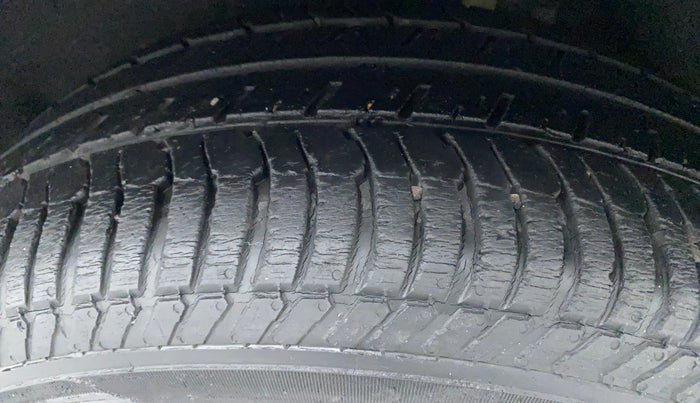 2017 Ford Ecosport TITANIUM 1.5L PETROL, Petrol, Manual, 70,996 km, Left Rear Tyre Tread