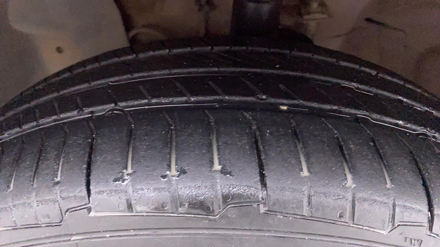 2014 Nissan Micra XV CVT, Petrol, Automatic, 60,934 km, Left Front Tyre Tread