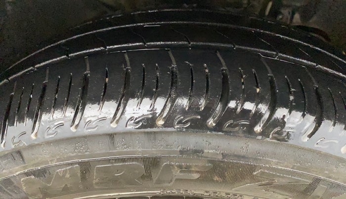 2024 Tata TIGOR  XZA CNG, CNG, Automatic, 25,474 km, Right Front Tyre Tread
