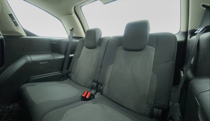 2018 Tata Hexa Varicor 320 XE, Diesel, Manual, 79,976 km, Third Seat Row ( optional )