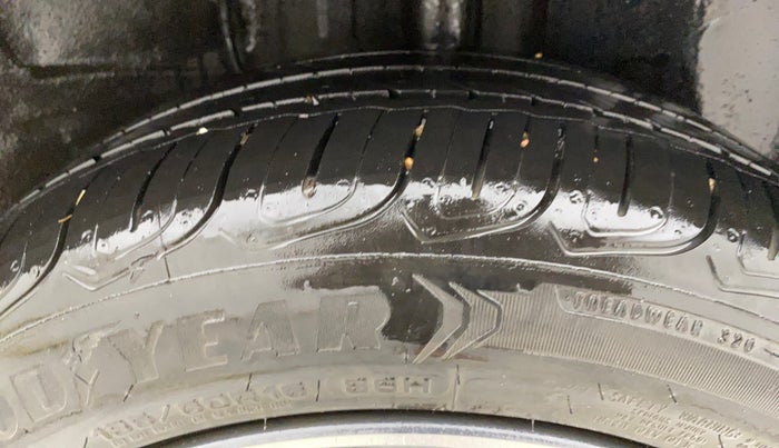 2022 Tata ALTROZ XZA, Petrol, Automatic, 27,042 km, Left Rear Tyre Tread