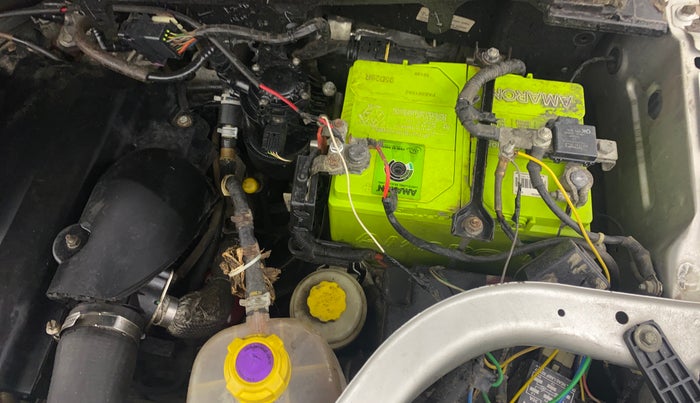 2019 Mahindra TUV300 T6 PLUS, Diesel, Manual, 69,354 km, Engine View - Left