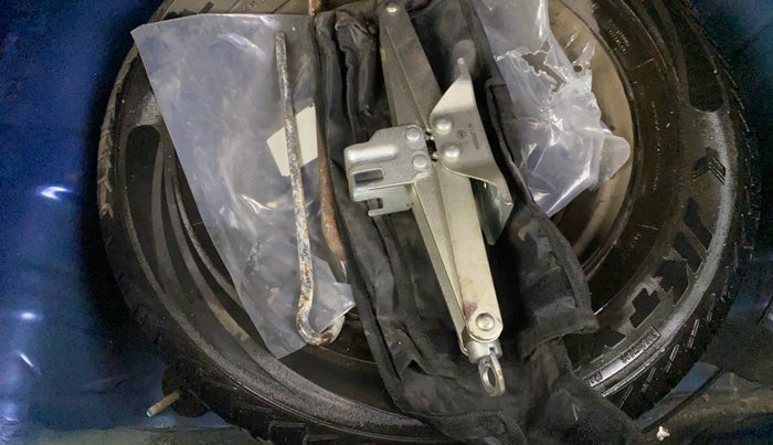 2017 Renault Kwid CLIMBER 1.0, Petrol, Manual, 70,742 km, Spare Tyre