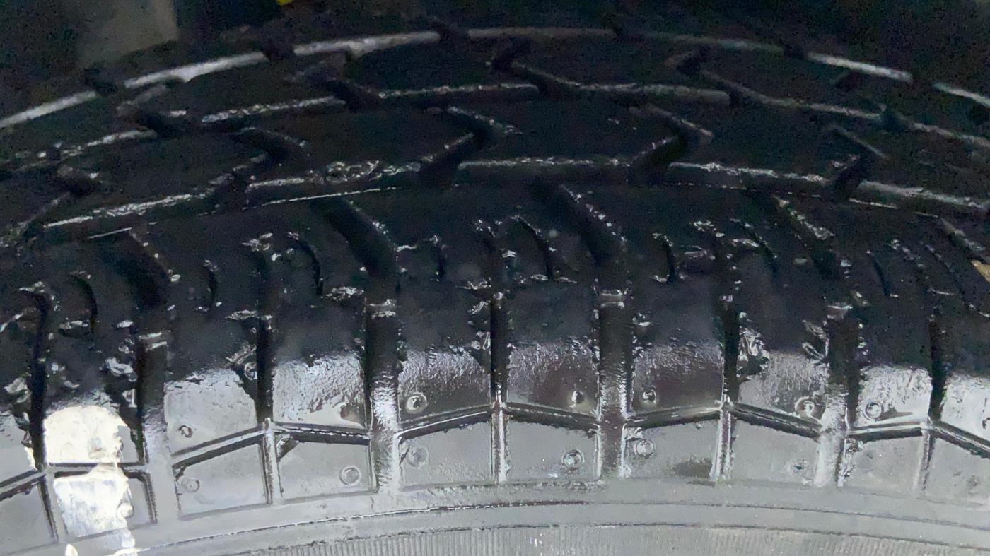 2010 Maruti Swift LXI, Petrol, Manual, 87,516 km, Right Rear Tyre Tread