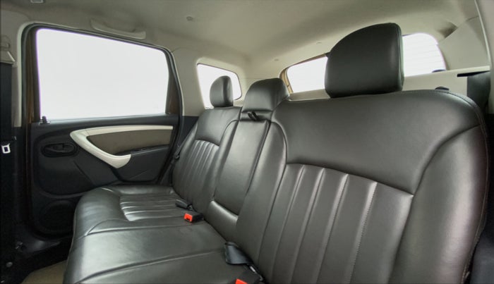 2014 Renault Duster RXL PLUS DIESEL 85, Diesel, Manual, 57,266 km, Right Side Rear Door Cabin