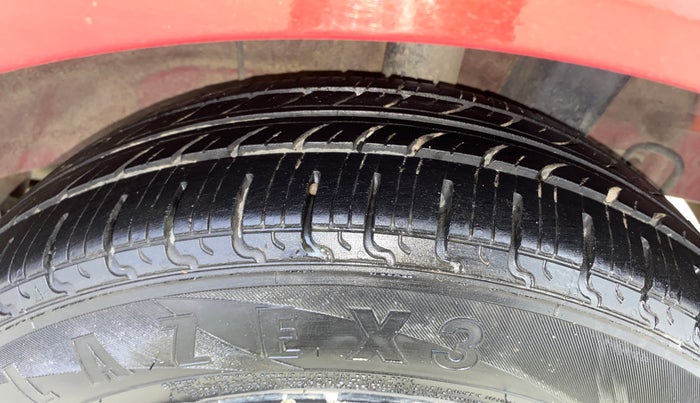 2018 Hyundai Grand i10 SPORTZ 1.2 KAPPA VTVT DUAL TONE, Petrol, Manual, 53,108 km, Left Rear Tyre Tread