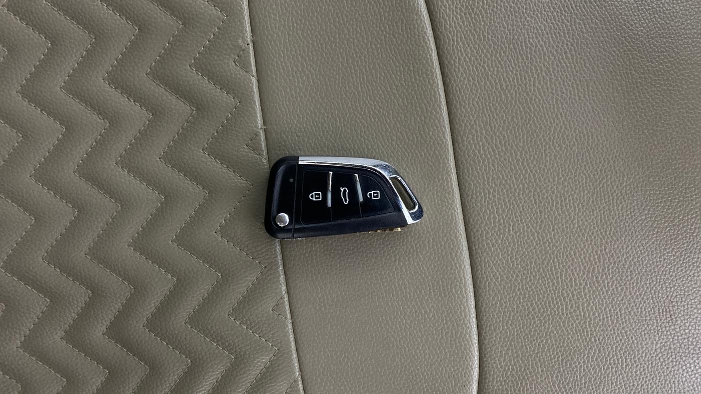 2018 Maruti Celerio ZXI, Petrol, Manual, 76,008 km, Key Close Up