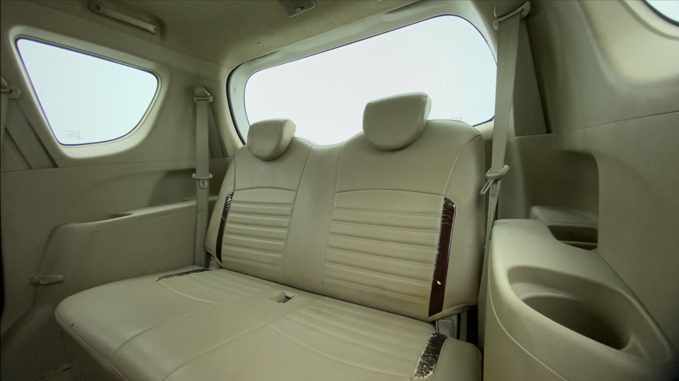 2014 Maruti Ertiga VXI, Petrol, Manual, 1,03,085 km, Third Seat Row ( optional )