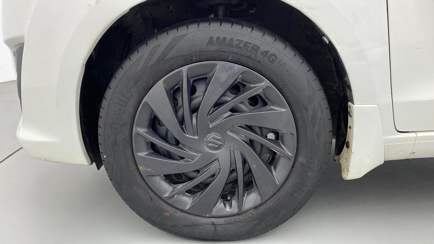 2014 Maruti Ertiga VXI, Petrol, Manual, 1,03,085 km, Left Front Wheel