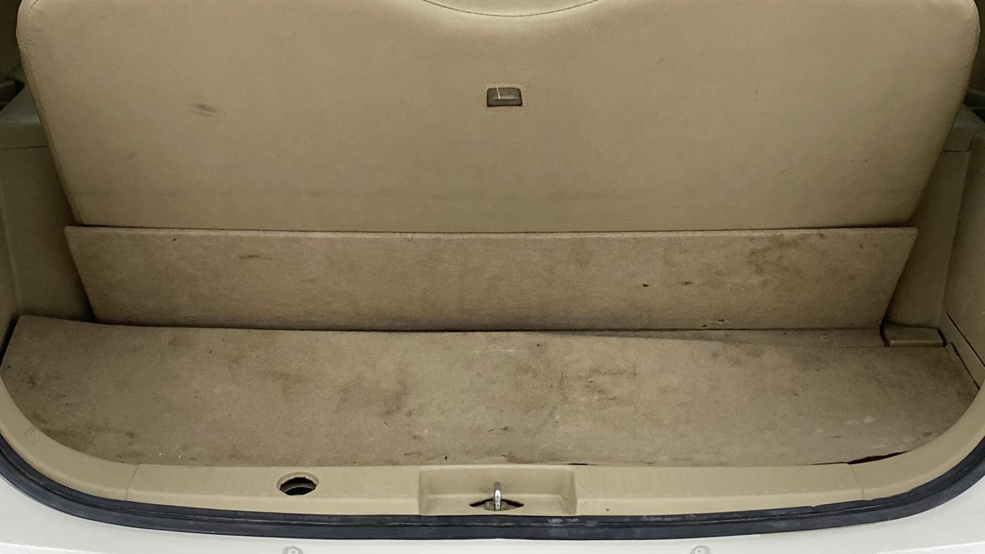 2014 Maruti Ertiga VXI, Petrol, Manual, 1,03,085 km, Boot Inside